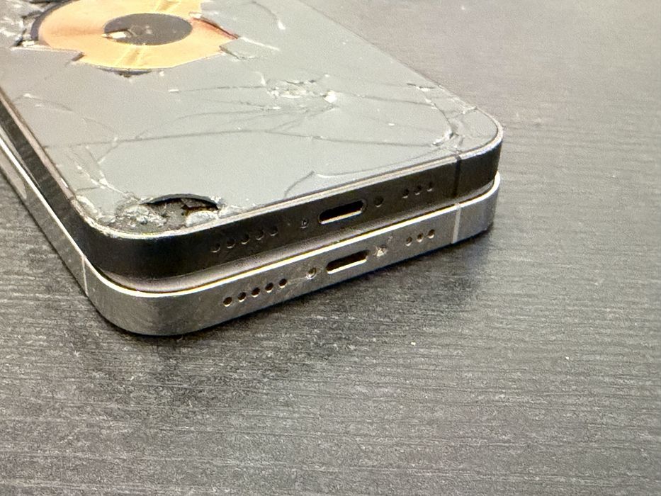 Zestaw iphone 12 pro na części