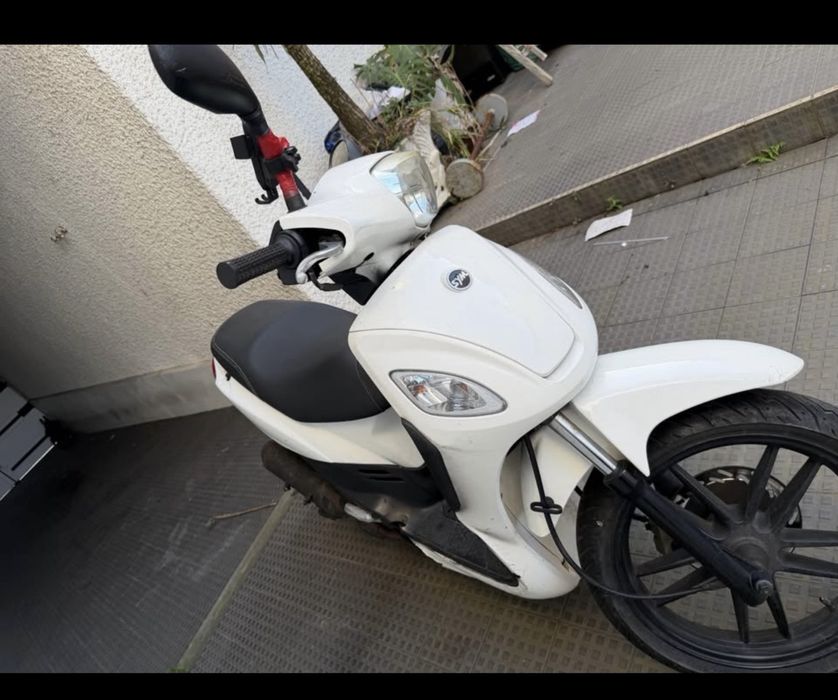 Scooter SYM 125cc - Dezembro 2016 / 58.000 km