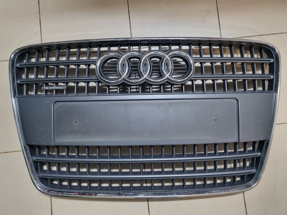 Grelha para-choque frente  e faróis de minimos e pisca audi q7 4l 

Pe