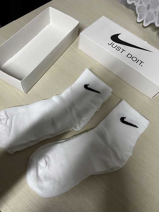 Repliki skarpet nike długie i średnie długości