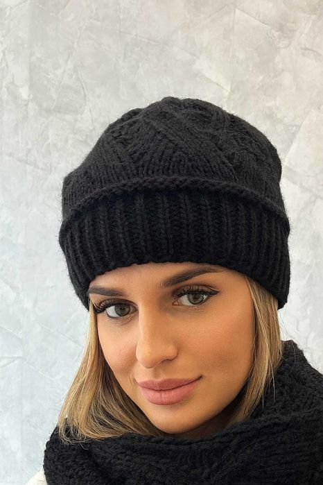 Stylowa czapka damska z wełną !