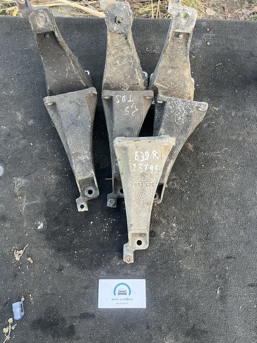 Лапи двигуна кронштейни BMW E39 E53 E46 E36 E38 E36