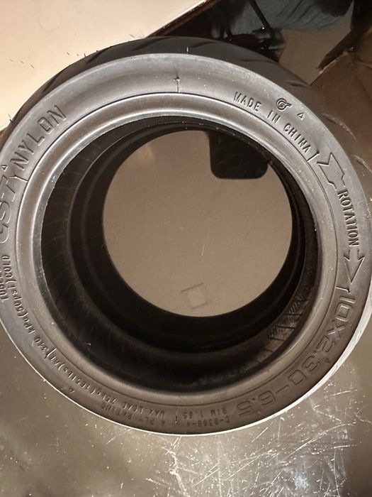 Roda de trotinette nova