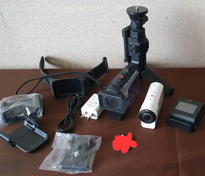 Экшен камера SONY FDR-X3000R