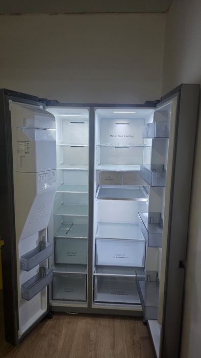 Frigorífico americano HISENSE