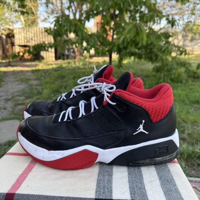 【2回使用美品】JORDAN MAX AURA 3 サイズ9 27cm jordan max aura 3 - купить обувь мужскую - Цена на OLX.ua