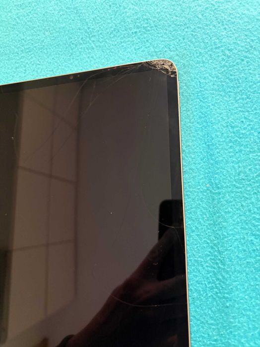 iPad Pro 11" 4gen M2 128GB wifi szary uszkodzony