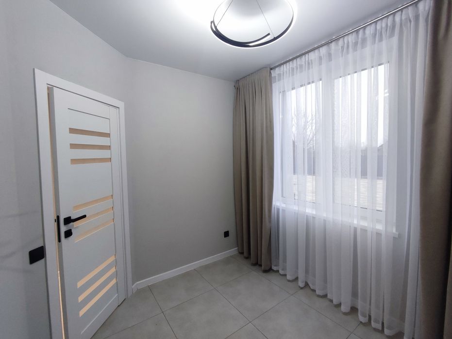 Продаж сучасного таунхаусу