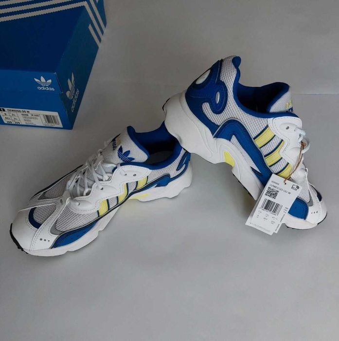 Nowe damskie białe sneakersy Adidas Ozwego OG 41 1/3
