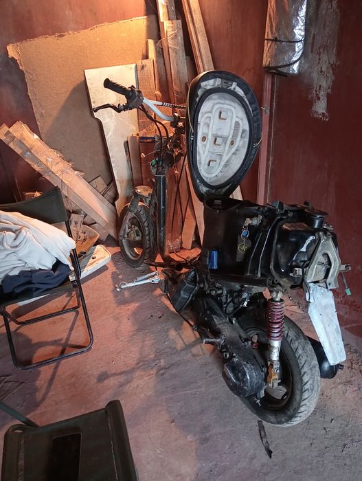 Ямаха вино на небольшом конфе обменяю на мопед а также на айфон