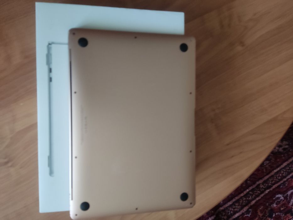 Apple MacBook Air 13" Retina (A1932) 256GB