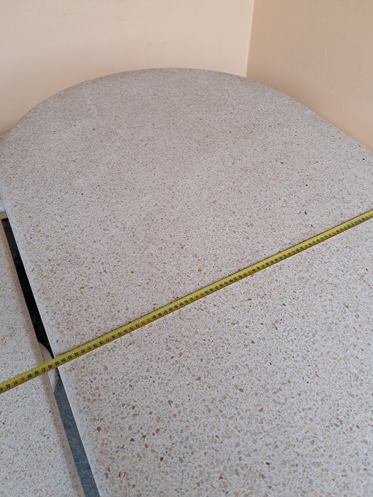 Vendo mesa de jardim com 3 bancos