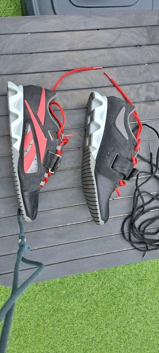 Ténis Reebok weightlifting t39