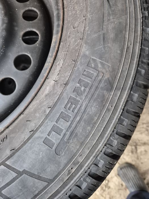 резина 215.75.16 C грузова Pirelli