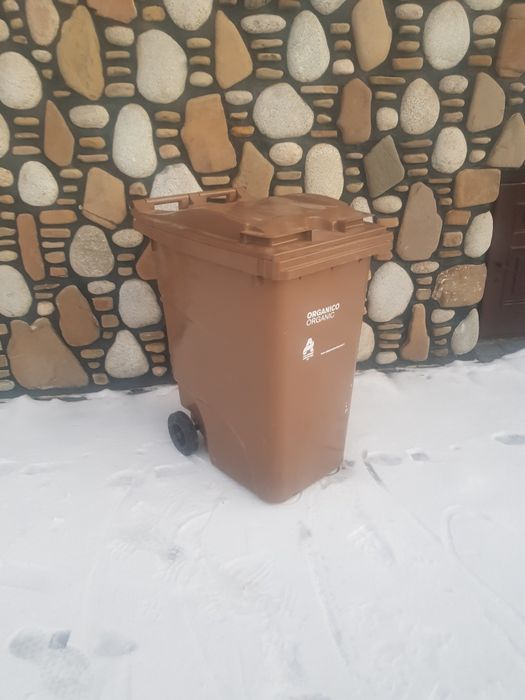 Kosz 240l  380l  400l 500l 700l 800l