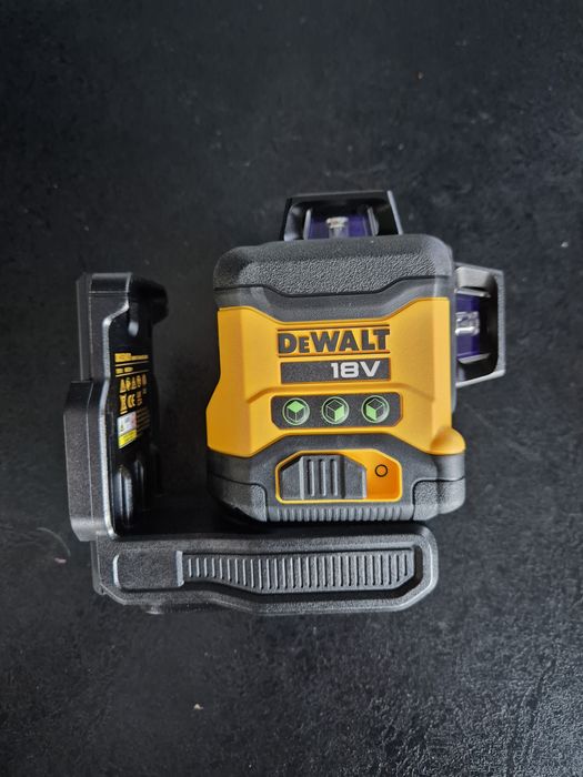 Laser liniowy krzyżowy zielony 3x360 DEWALT DCLE34031 oryginał NOWY