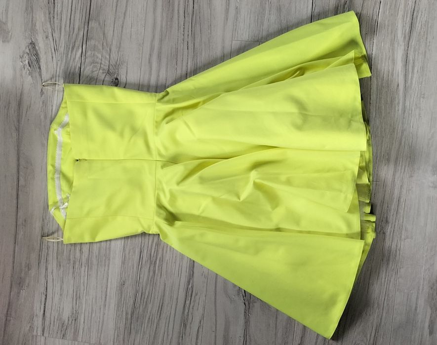 Sukienka rozkloszowana