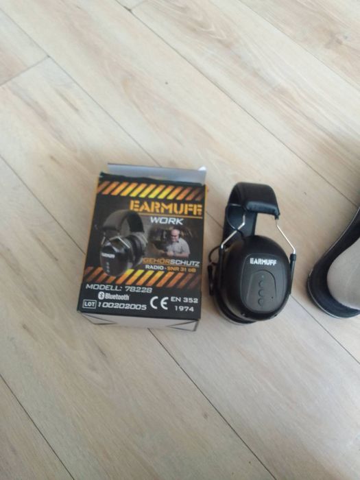 Słuchawki robocze na bluetooth firmy Ermufe