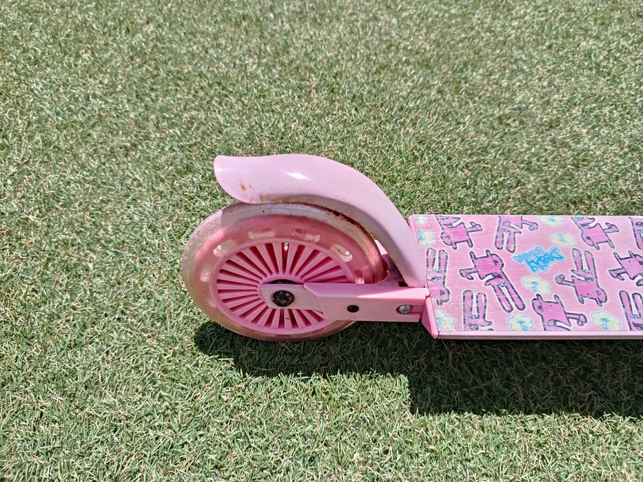 Trotinete Infantil Dobrável Rosa | Pink Foldable Kids Scooter