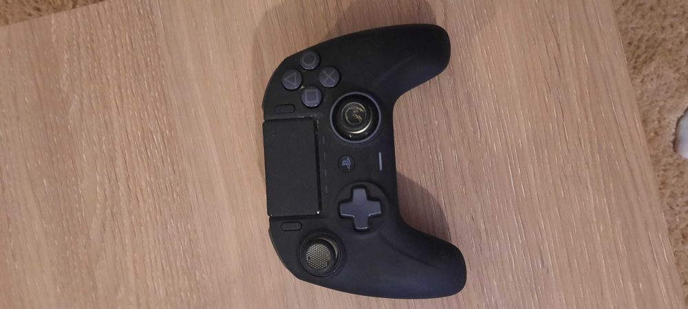 nacon ps4 revolution UNLIMITED PRO