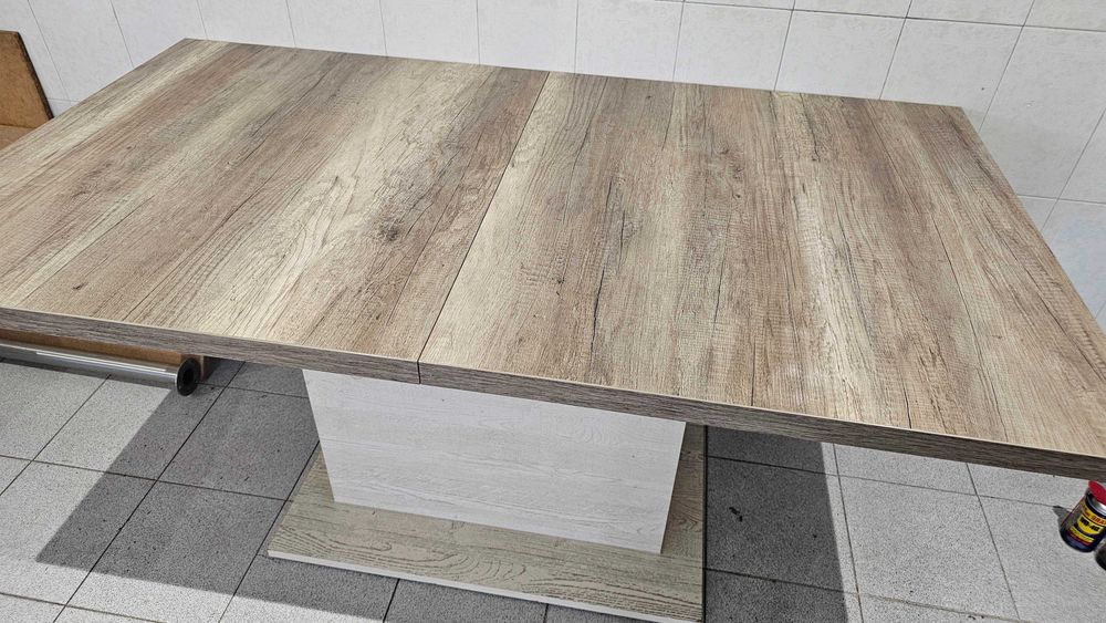 Mesa em madeira 2.20cm