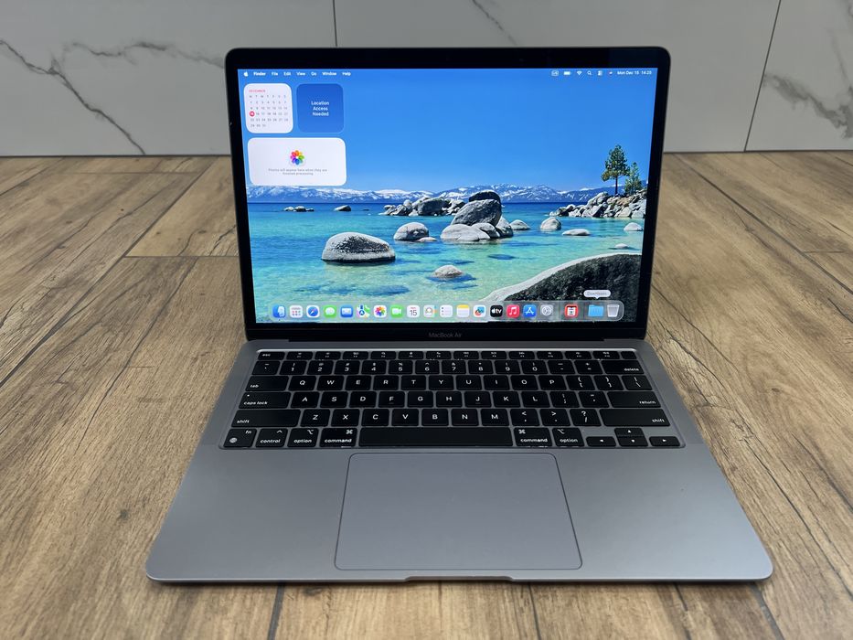 Macbook air M1 2020 8/256Gb А2337
