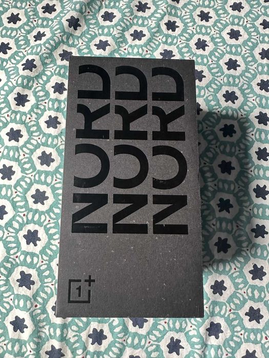 Telemóvel OnePlus Nord Cinzento Onyx 8GB RAM + 128GB