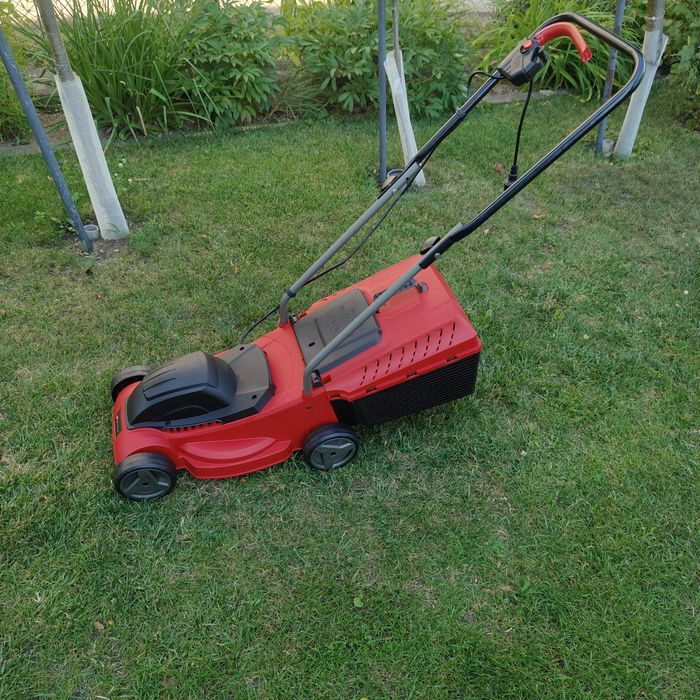 Kosiarka elektryczna Einhell GC-EM 1232  1200 Watt