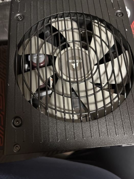 Fonte de Alimentação Corsair 850w