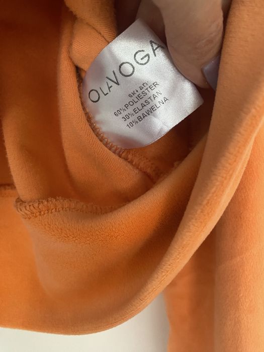 Krótka welurowa bluza O’laVoga