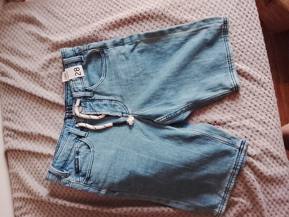 Spodenki jeansowe Cropp Nowe