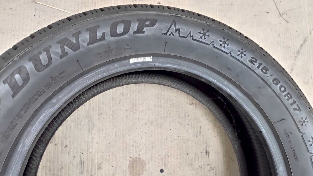 Шини 215/60R17. Pirelli 8,4мм. 2022р. Nokian