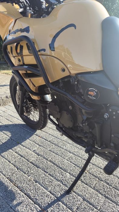 Triumph Tiger 900