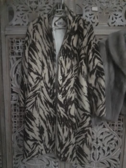 Plaszcz wełna. Naturalna.