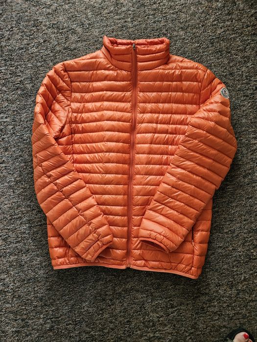 Kurtka puchowa moncler