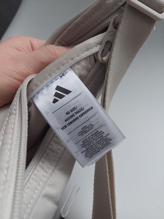 Нова бананка, сумочка Adidas, оригінал