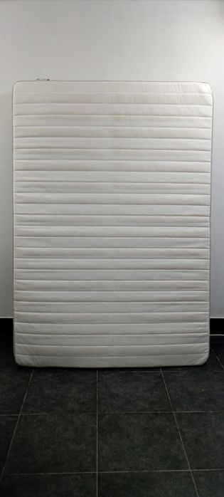 Colchão IKEA HAFSLO usado