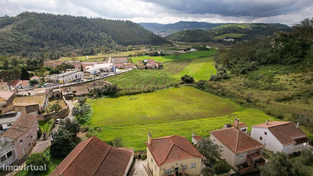 Terreno Urbano para Construção em Torres Vedras
