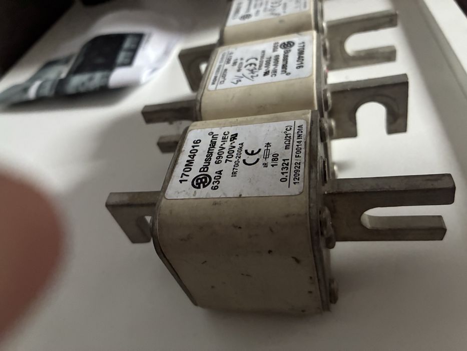 Bezpiecznik Bussmann 170M4016  630A 700V