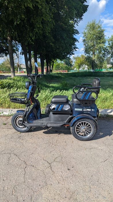 Електротрицикл потужність 1200 вт 60 км на заряді нові гарантія 12 міс