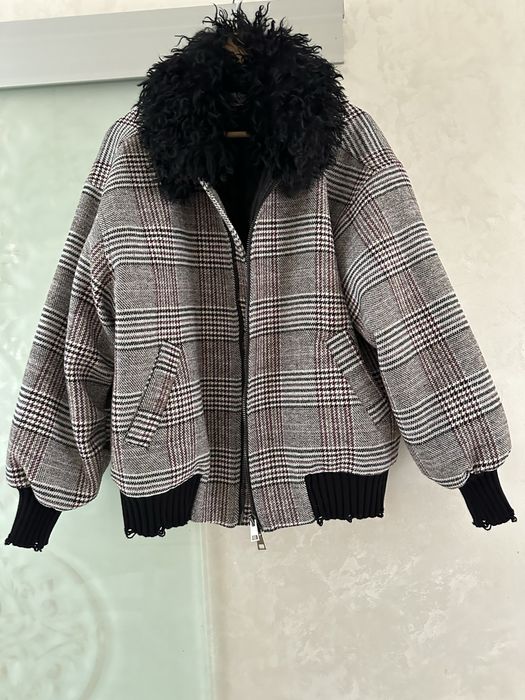 Бомбер на теплой подкладке с мех.воротником Италия