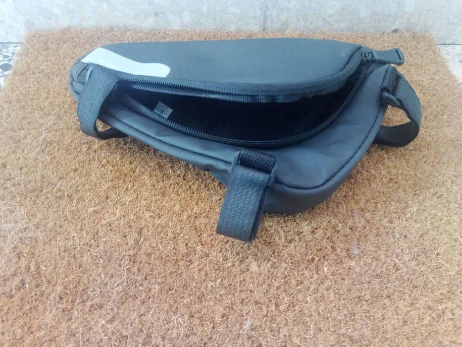 Bolsa triangular bicicleta impermeável NOVA