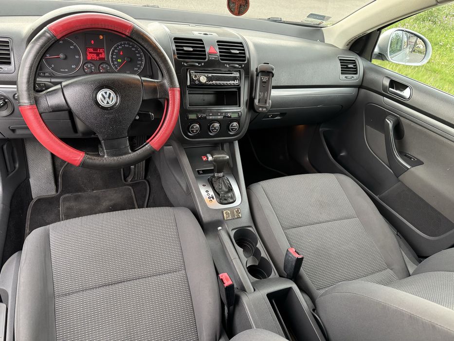 Продам Golf 5  2007 1.9 tdi