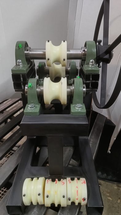 Walcarka  gientarka do profili i rur