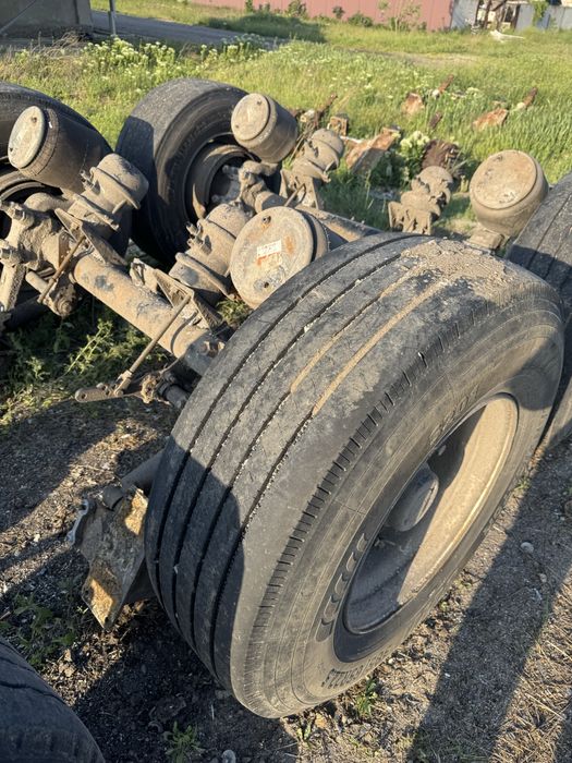 Вісь SMB, шини вантжні 365/85/r22.5, розборка полупричип.