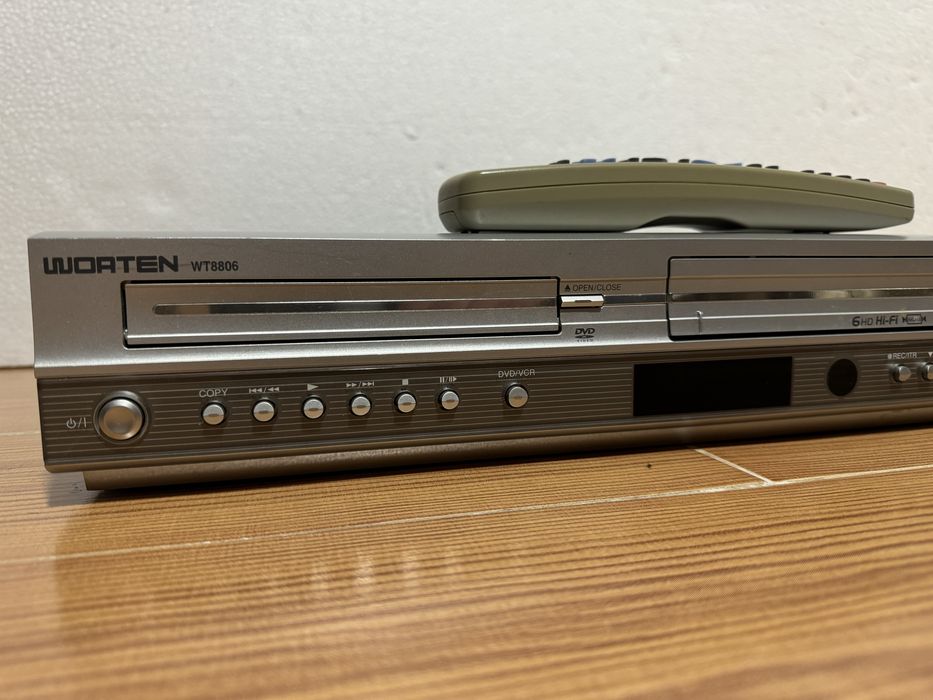 Combo DVD VHS Worten