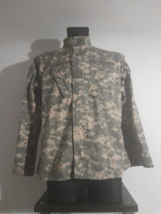 Bluza acu ucp us medium regular.