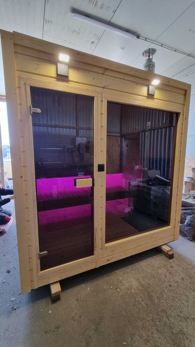 Sauna ogrodowa fińska piec elektryczny Harvia oświetlenie LED