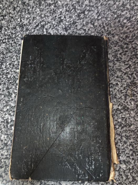 Livro Agatha Christie em Russo