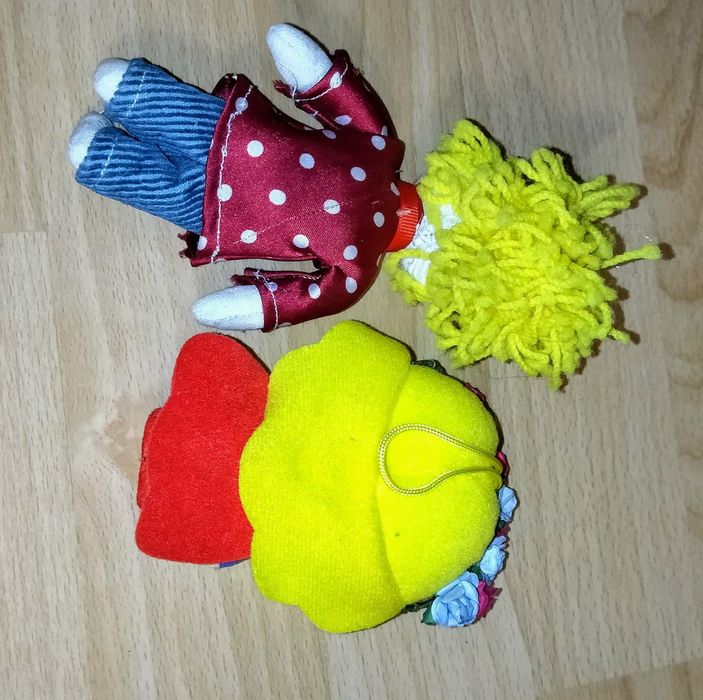 Игрушки. Хенд - мейд. 70 гривен за две штуки.